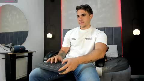 Liam online show from 10/06/25, 08:50