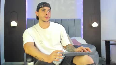 Liam online show from 11/08/25, 09:57