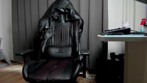 Snapshot of liamaesthetic chatting on 03/03/25, 07:21 Liam online show from 03/03/25, 07:21