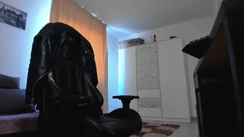 Liam online show from 03/10/26, 08:30