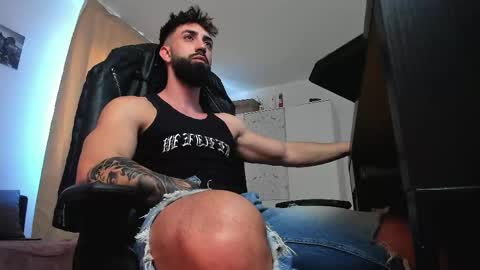 Liam online show from 04/19/26, 07:40