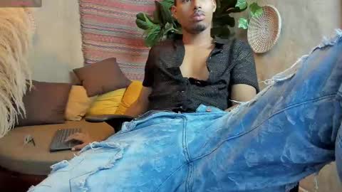 Liam Byrne online show from 02/21/25, 08:16