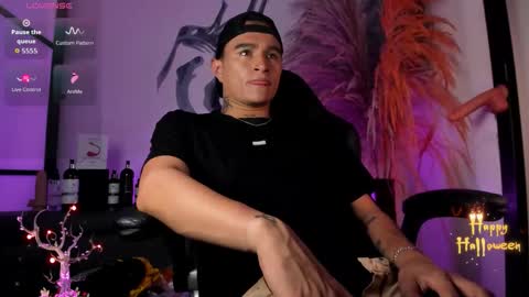 LiamDeep online show from 10/21/25, 10:21