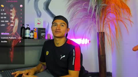 LiamDeep online show from 10/26/25, 08:37