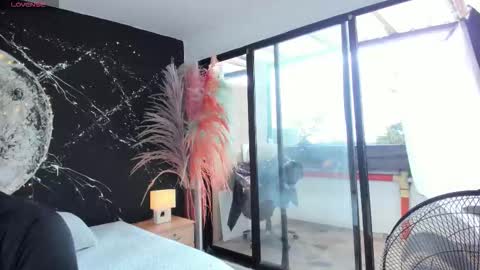 LiamDeep online show from 12/14/25, 08:46