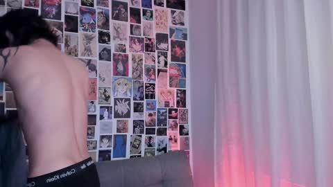 Snapshot of liamelf chatting on 01/14/25, 06:34 Liam online show from 01/14/25, 06:34