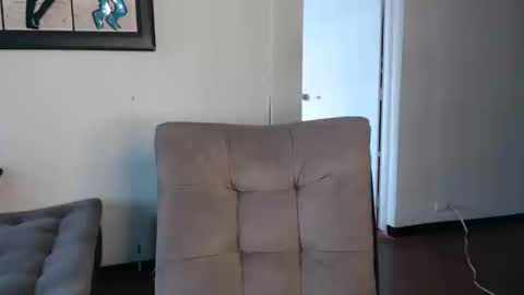 Snapshot of liamiler01_ chatting on 02/12/25, 02:32 Lia Miller online show from 02/12/25, 02:32