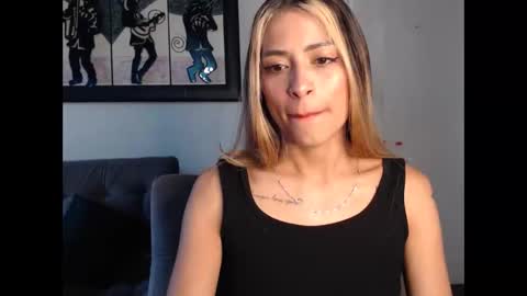 Snapshot of liamiler01_ chatting on 02/24/25, 12:16 Lia Miller online show from 02/24/25, 12:16