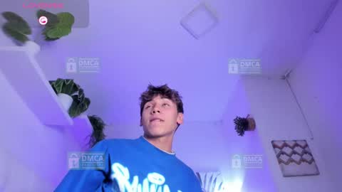 liaml_18_ online show from 11/20/25, 09:25