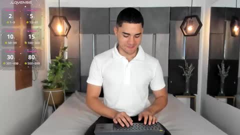 Liam online show from 09/16/25, 11:11