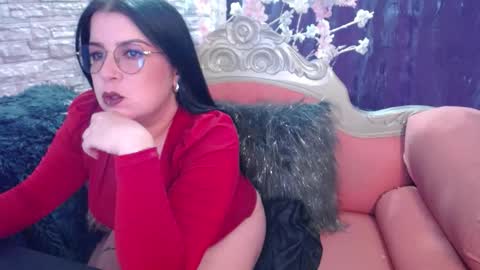 Lia online show from 12/01/25, 02:33