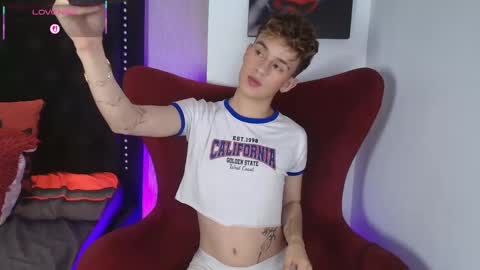 liam online show from 10/22/25, 04:57