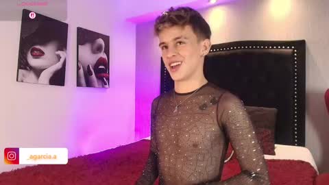 liam online show from 11/07/25, 04:56