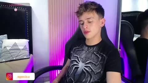 liam online show from 04/15/26, 04:41