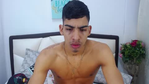 L I A M online show from 12/02/25, 10:42