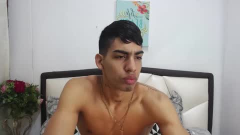 L I A M online show from 12/05/25, 10:57