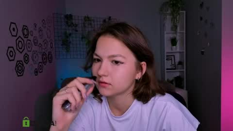 Snapshot of liana_best chatting on 04/29/26, 09:35 Li online show from 04/29/26, 09:35