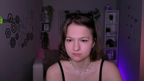 Snapshot of liana_best chatting on 06/03/26, 09:34 Li online show from 06/03/26, 09:34