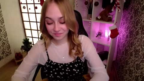 Liana online show from 01/16/25, 02:09