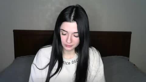 liana_diva online show from 02/08/25, 10:51