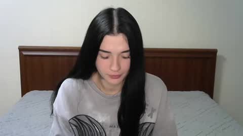 liana_diva online show from 02/23/25, 11:04