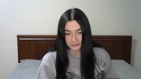 liana_diva online show from 03/12/25, 08:41
