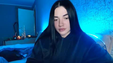 liana_diva online show from 12/03/25, 08:40