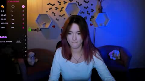 Little Liana  online show from 09/26/25, 08:02