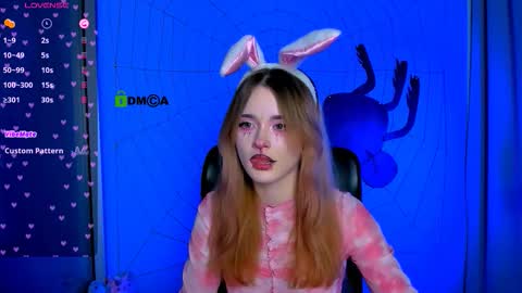 Little Liana  online show from 10/21/25, 07:47