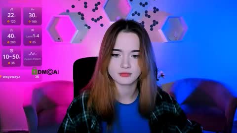 Little Liana  online show from 11/21/25, 08:40