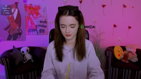 Little Liana  online show from 04/03/26, 07:01