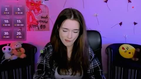 Little Liana  online show from 06/05/26, 06:57