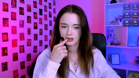 Snapshot of liana_kisses chatting on 07/10/26, 06:43 Little Liana online show from 07/10/26, 06:43