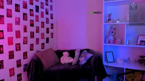 Snapshot of liana_kisses chatting on 07/26/26, 07:21 Little Liana online show from 07/26/26, 07:21