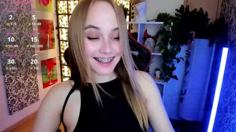 Snapshot of lianabright chatting on 04/26/26, 03:26 Liana online show from 04/26/26, 03:26