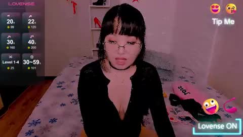 Snapshot of lianayun chatting on 06/13/26, 12:52 Liana online show from 06/13/26, 12:52
