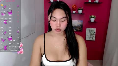 Snapshot of liane_mei chatting on 04/27/26, 03:04 Liane online show from 04/27/26, 03:04