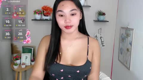 Snapshot of liane_mei chatting on 06/08/26, 03:18 Liane online show from 06/08/26, 03:18