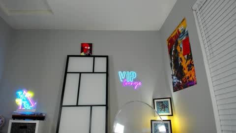 Snapshot of liannalawson chatting on 10/22/25, 01:39 Lianna Lawson online show from 10/22/25, 01:39