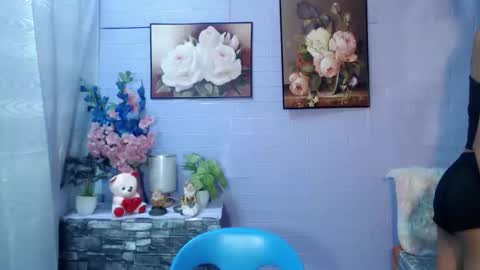 Snapshot of lianne_cum chatting on 05/05/26, 06:38 Ms LIANNE online show from 05/05/26, 06:38