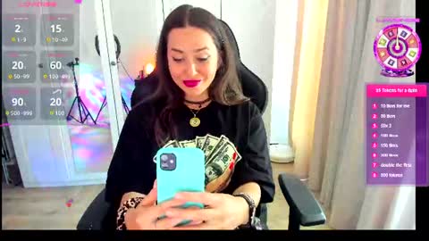 LiaQuinn online show from 06/10/26, 10:47