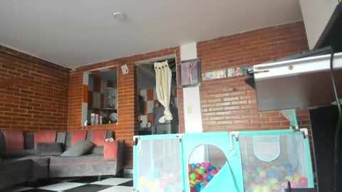 Liarouse04 online show from 04/19/26, 12:59