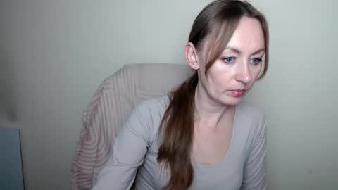 Snapshot of liasais_ chatting on 04/25/26, 11:46 Lia online show from 04/25/26, 11:46