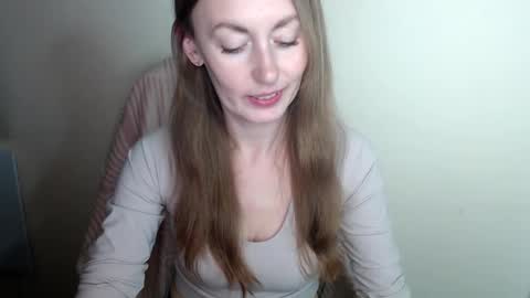 Snapshot of liasais_ chatting on 05/08/26, 12:21 Lia online show from 05/08/26, 12:21