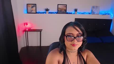 Snapshot of liascarlett chatting on 12/01/24, 06:41 LiaScarlett online show from 12/01/24, 06:41