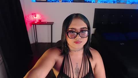 Snapshot of liascarlett chatting on 12/23/24, 11:06 LiaScarlett online show from 12/23/24, 11:06