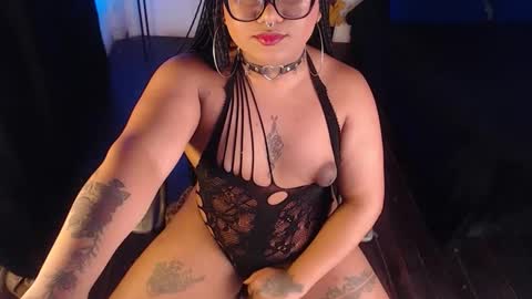 LiaScarlett online show from 11/24/25, 03:17