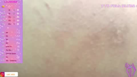 Snapshot of liat_hoz chatting on 05/25/26, 09:32 Dani online show from 05/25/26, 09:32