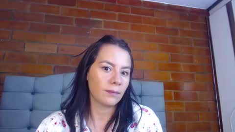 LIA TAYLOR  online show from 12/31/24, 02:08