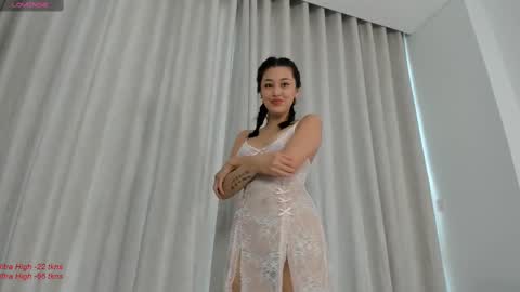 Lia online show from 02/21/25, 03:34